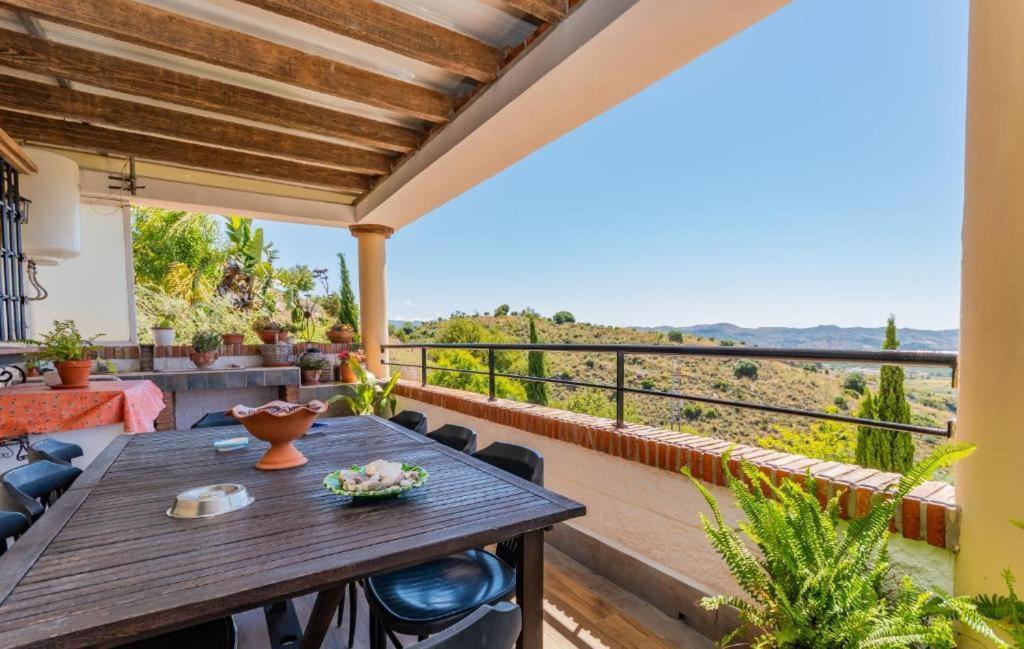 Villa Preciosa Casa Rural A Un Paso Del Centro à Málaga Extérieur photo